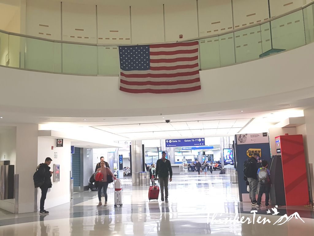 LAX (Los Angeles Airport) & United Airline Review