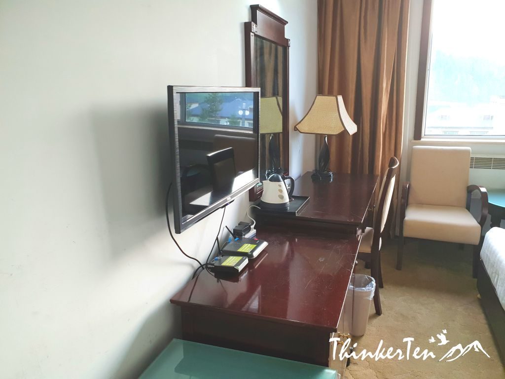 China - Northern Xinjiang Hotel Review : European Getaway at Hongfu Lake Kanas Resort Aletai