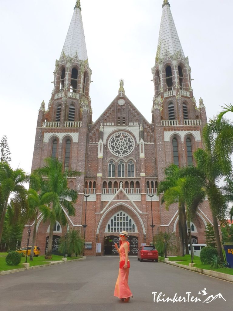 Myanmar : St. Mary's Cathedral, a little oasis in the heart of Yangon.