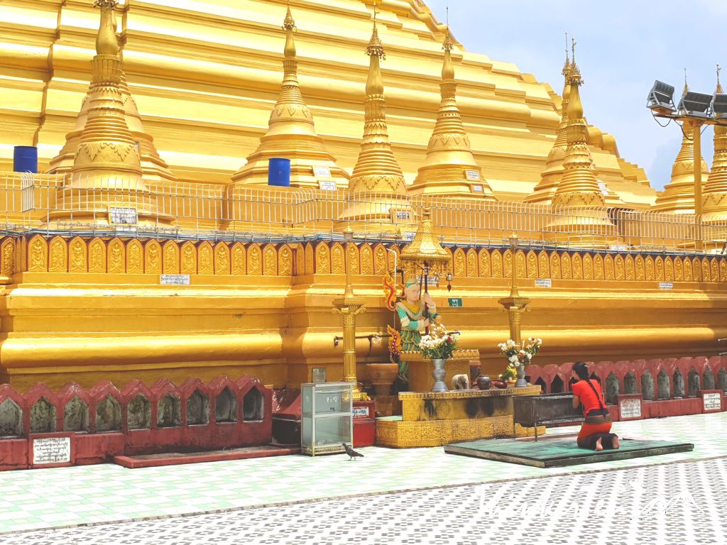 Myanmar Tallest Pagoda : Bago Golden God Temple - Shwemawdaw Pagoda