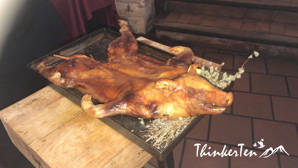 Must try dish in Segovia - The Suckling Pig @ Restaurante El Cordero Review