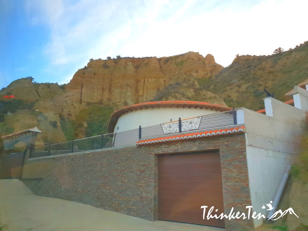 Guadix Cave House in Southern Spain vs China Magao Caves 莫高窟 & Shaanxi Yaodong 窰洞 Cave House