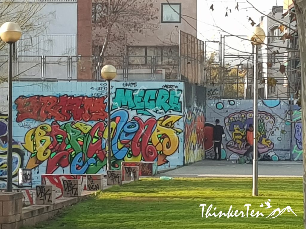 Spain - Barcelona Street Arts