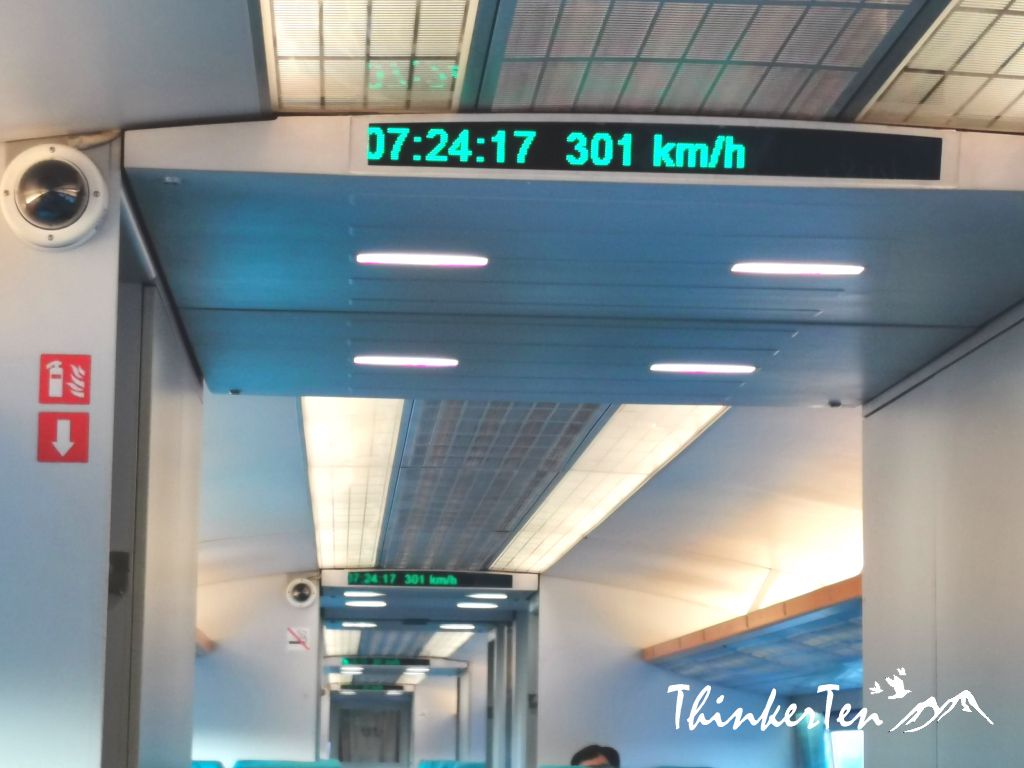 Why you should travel with World Fastest Maglev Train when you arive in Shanghai?